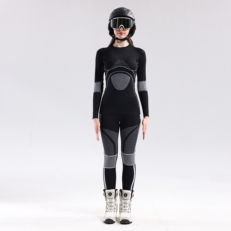 Термобілизна жіноча бесшовна Nordvik PolarShield X-40 Merino Seamless Black комплект